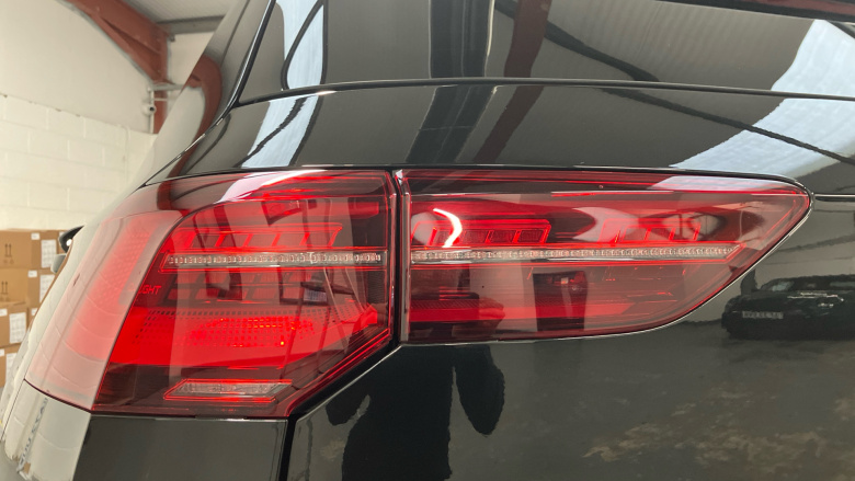 Volkswagen Golf 2.0 TSI 320 R 4Motion 5dr DSG Petrol Hatchback